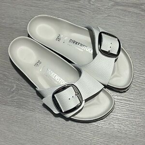 White leather Birkenstock Madrid Slide